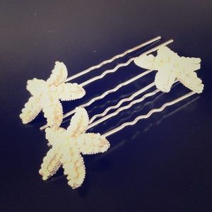3 starfish hair pins